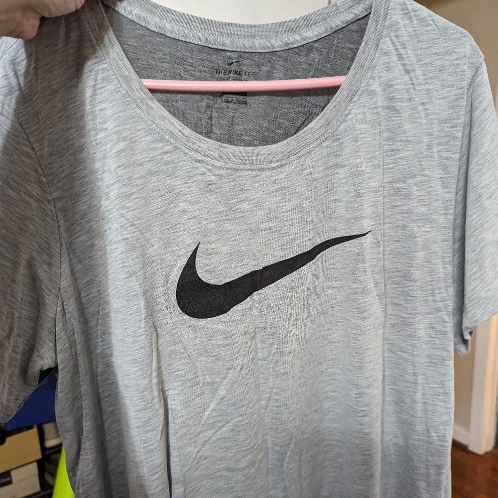 Nike dri-fit tee shirt